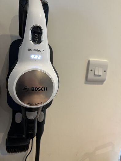 Rechargeable Vacuum