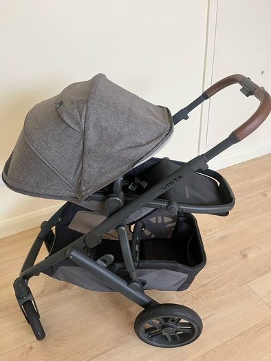UPPAbaby Vista V2 Travel System Greyson