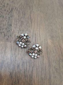 Beautiful Gold Pearl Costume Earrings