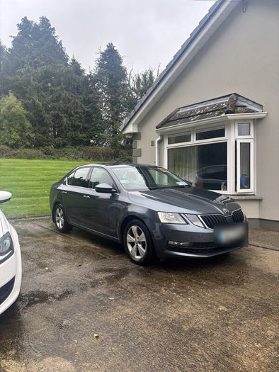 Skoda Octavia 2019 automatic 1.6L diesel