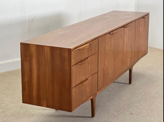 Mcintosh Dunvegan Sideboard