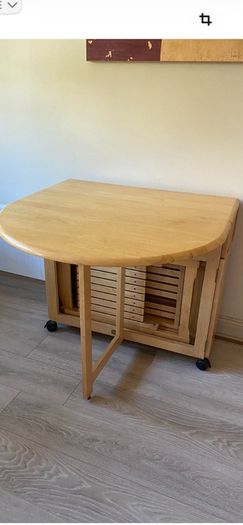 dining table size when opened 135cm x 85cm