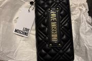 Love Moschino