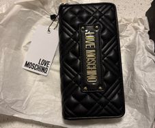 Love Moschino