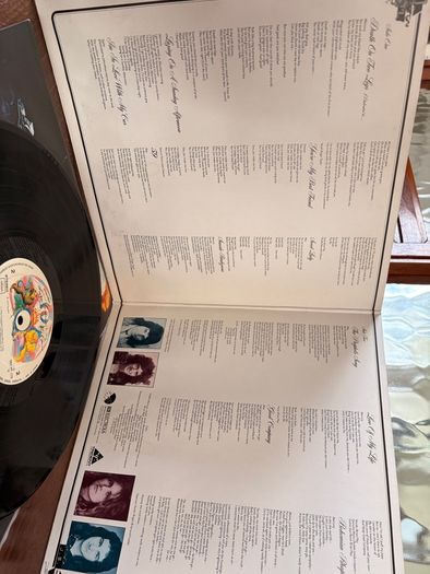Queen - A Night At The Opera (First Press)