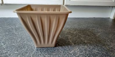 Planter 22 x 22 x 20 Cm approx