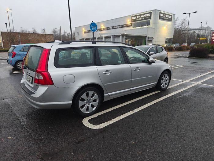 2010 Volvo V70