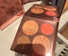 Becca x chrissy glow face palette