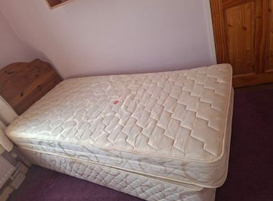 single bed