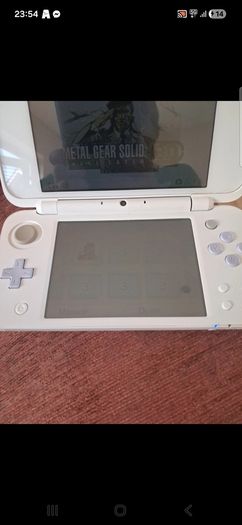 New Nintendo 2DS XL lavender