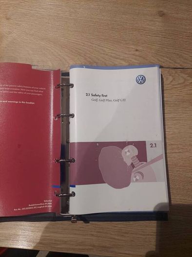 VW Golf MK5 owners manual