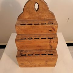 Traditional Pine Knife Stand