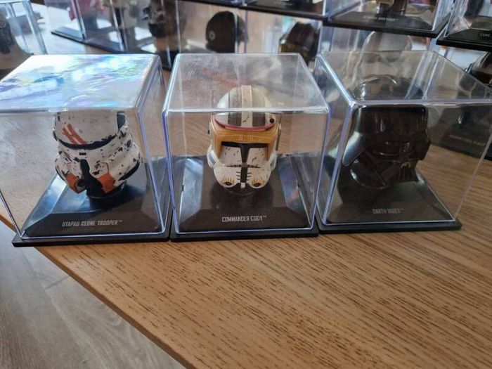 43 Star Wars DeAgostini Helmet collection
