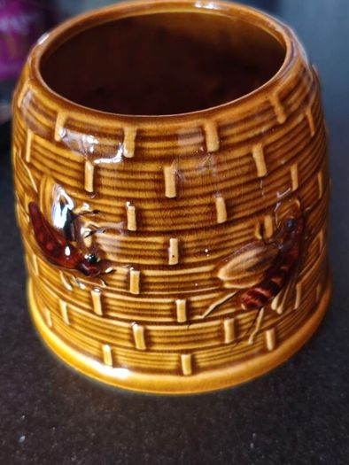 Vintage Mid 20th century Japanese Marutomoware jug and sugar bowl set.