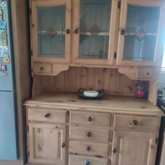 Kitchen dresser