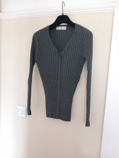 Paco Charcoal V Neck Ribbed Jumper
