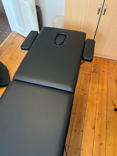 Massage Table/ Eyelash Starter Kit