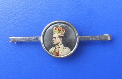 KING GEORGE VI (Albert Duke of York) - a tie-pin badge commemorating the Royal Coronation of 1937 (pin missing)