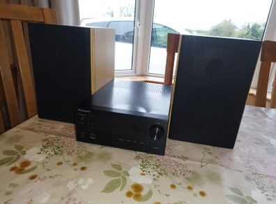 Home Stereo (Pioneer X-HM10 + Gale Gold Monitors)