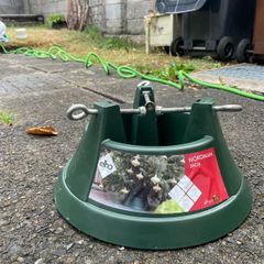 christmas tree stand