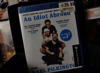 An Idiot Abroad: Series 1 ! Brand New ! Sealed ! 2-Disc Set ! 2010 ! Blu-ray ! Ricky Gervais !