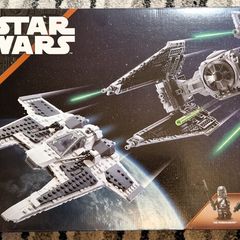 LEGO Star Wars - 75348 - Mandalorian Fang Fighter vs. TIE Interceptor