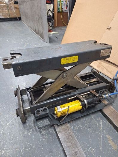 Maha Jacking beam