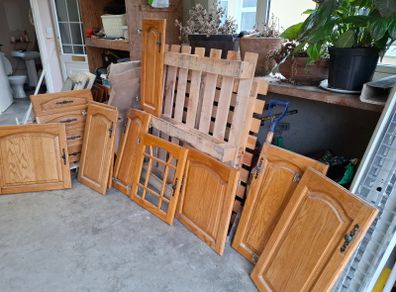 Solid oak kitchen