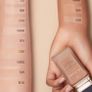 Cle de Peau Radiant Fluid Foundation Matte - shade BF10 Light Buff Image 3