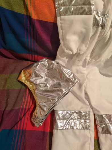 Astronaut / cosmonaut costume (6-8 y.o)