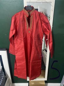 Kurtas /islamic clothing