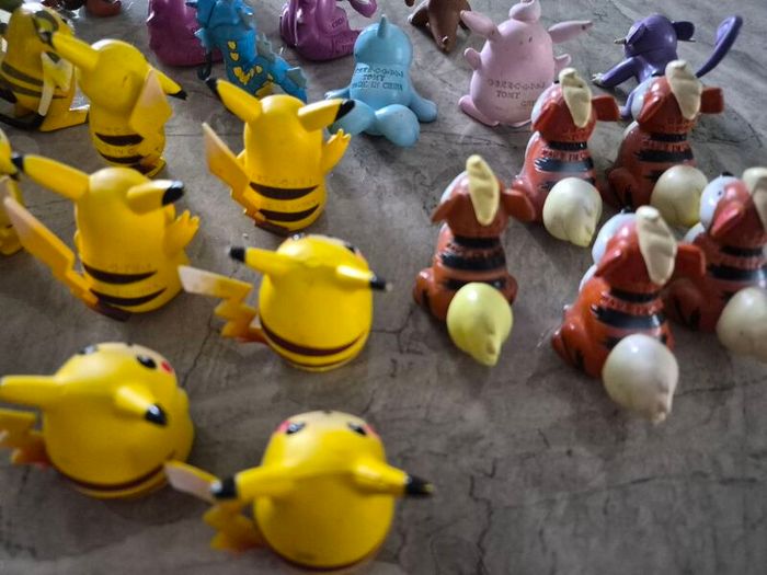 Vintage Tomy Pokemon Figures