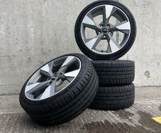 Genuine Audi A3/S3 Polygon 18" Alloy Wheels - Michelin P5/Dunlop Tyres