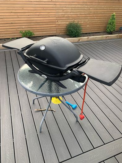Weber Q2200 Gas Bbbq