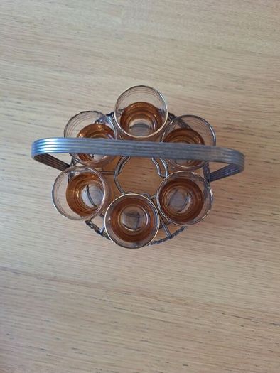 Glasses with metal caddy