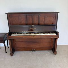 upright piano