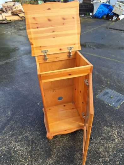 Lovely wooden unit with glass door