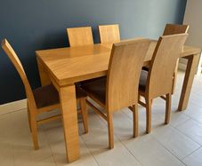 Table & Chairs
