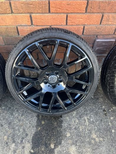 18" black alloys 5x100