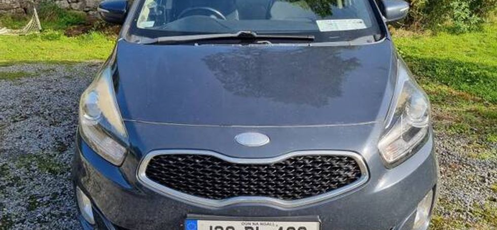 2013 Kia Carens
