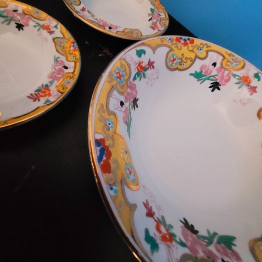 Vintage handpainted serving dish set
