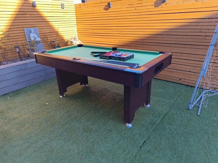 pool table