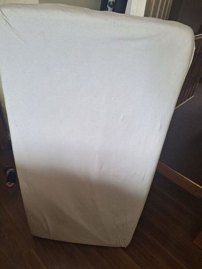 baby cot