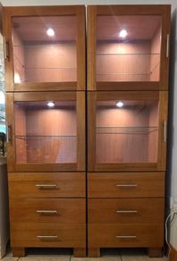 Display cabinet with lights