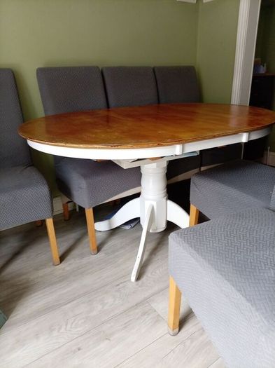 kitchen table that extense to go bigger