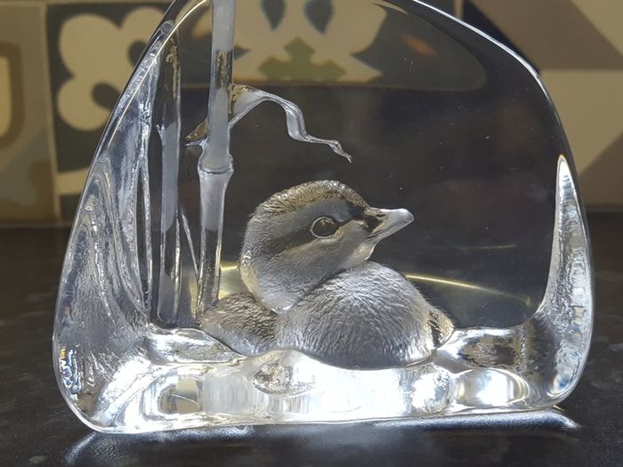 Mats Jonasson Glass Chick Paperweight