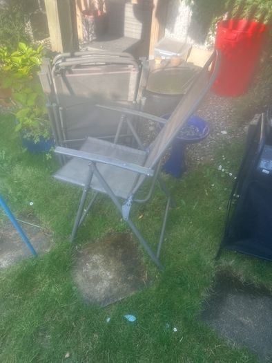 garden chairs
