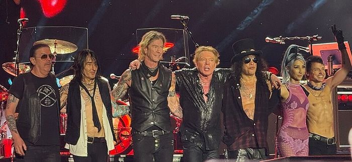 WANTED x 1 Guns N' Roses 3 Arena Tickets x1