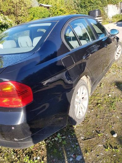 bmw. 320 d. 3 series. 06. e90