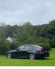 BMW 90s for breaking.